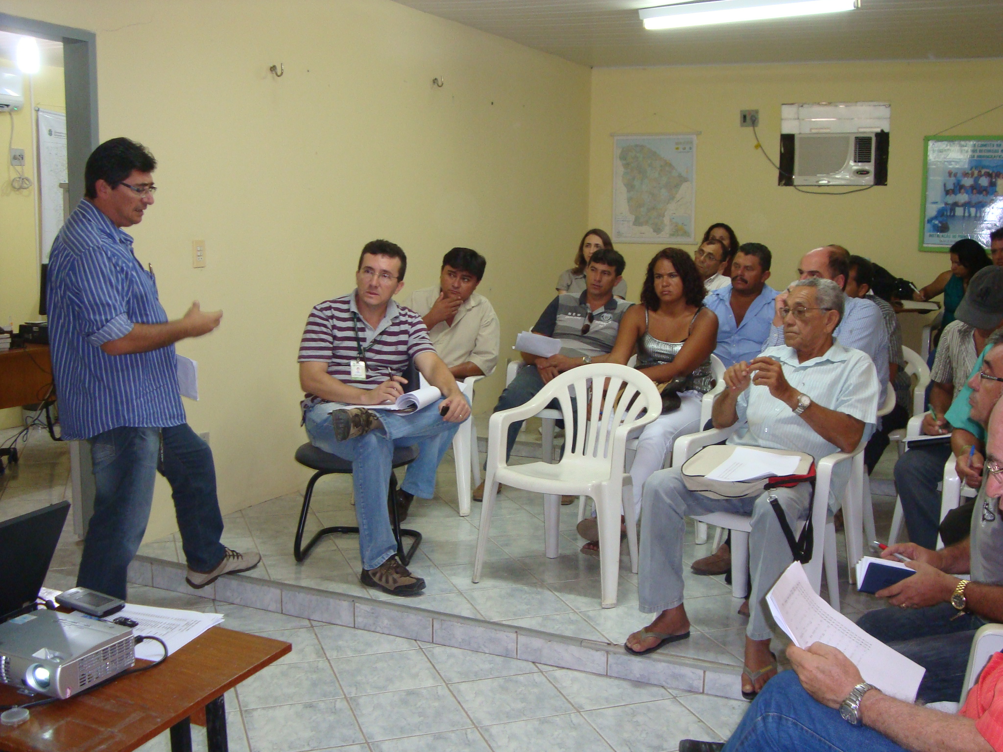 Reunião com a Comissão de Monitoramento da Operação do CBH – Curu –  03 de janeiro de 2013